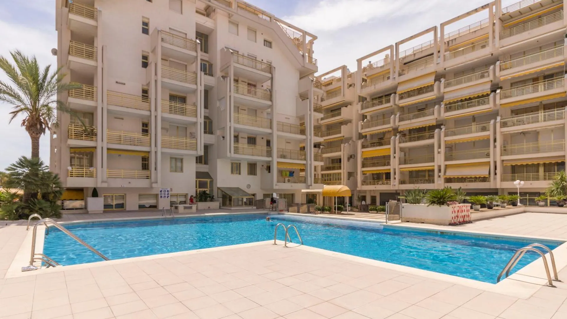 Novelty III Arysal 3 Apartment Salou